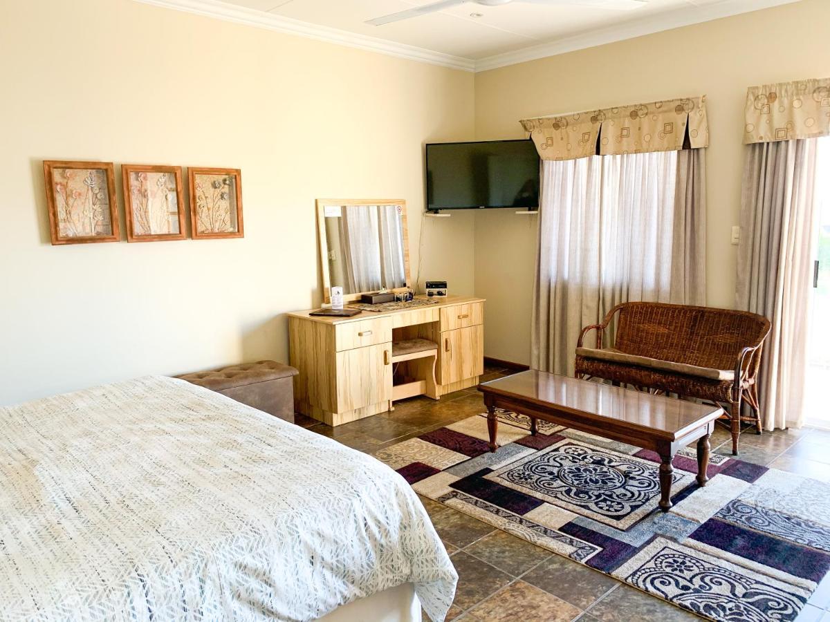 Marina Martinique B&B Jeffreys Bay Exterior foto